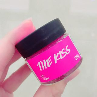 ラッシュ(LUSH)のLUSH 限定 リップスクラブ THE KISS(リップケア/リップクリーム)