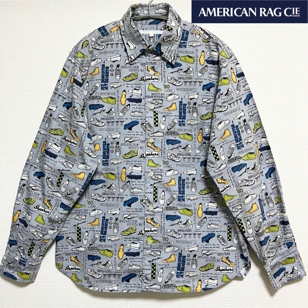 AMERICAN RAG CIE(アメリカンラグシー)の【新品】アメリカンラグシー ①ストリートウォールペイント調スニーカー柄長袖シャツ メンズのトップス(シャツ)の商品写真