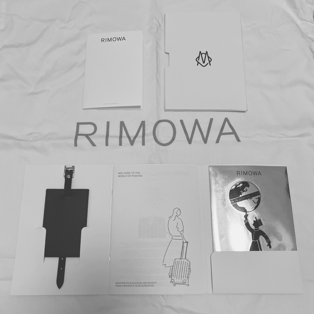 RIMOWA(リモワ)のリモワ　エッセンシャルキャビン 白 メンズのバッグ(トラベルバッグ/スーツケース)の商品写真