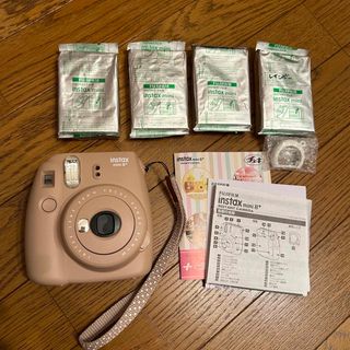 フジフイルム(富士フイルム)のinstax mini8+ 本体　フィルムセット(フィルムカメラ)