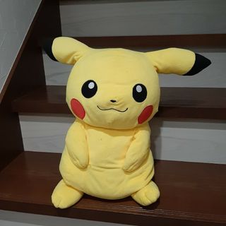 ポケモン(ポケモン)のぬいぐるみ 大　ピカチュウ　巨大　ポケモン(ぬいぐるみ)