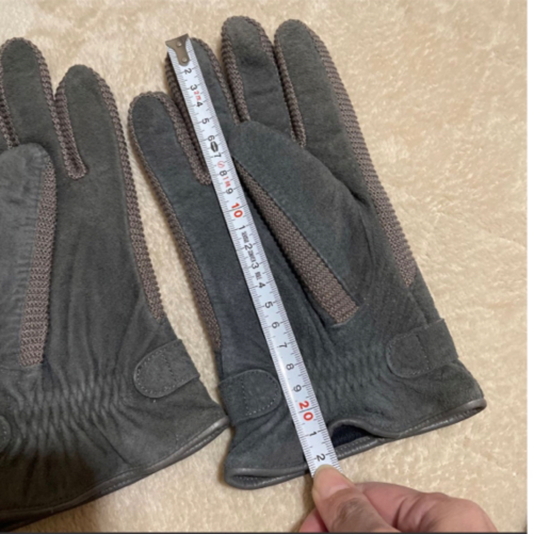 Yves Saint Laurent(イヴサンローラン)の値下げしました‼︎ イヴ・サンローラン　手袋 メンズのファッション小物(手袋)の商品写真