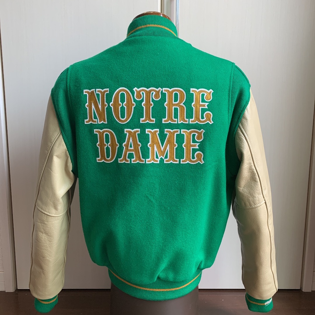 ノートルダム大学“Fighting Irish“袖革スタジャンMサイズ - スタジャン