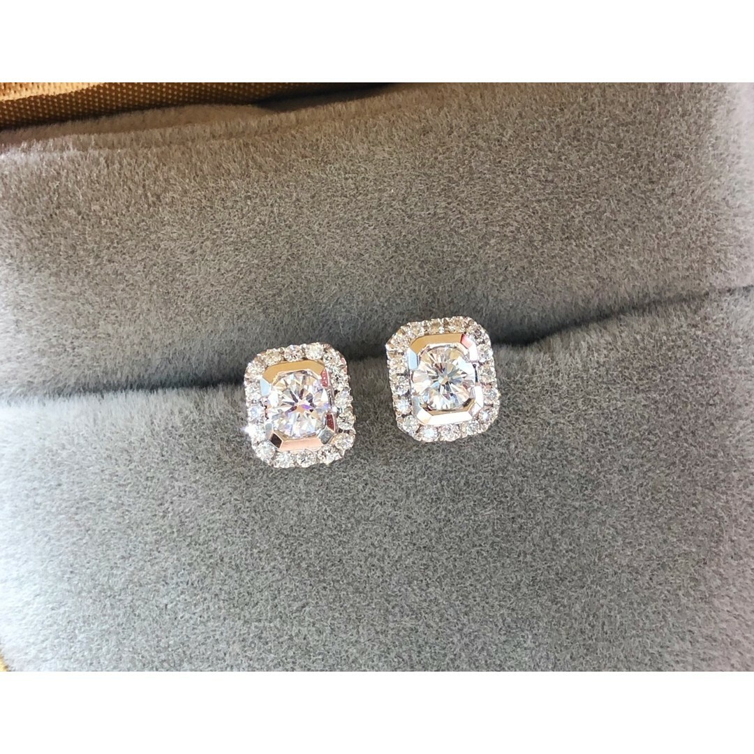 天然ダイヤモンドピアス0.458ct　k18