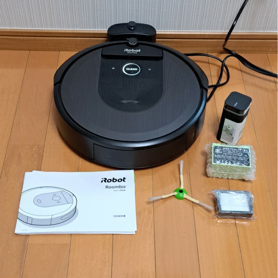 iRobot - ロボット掃除機 ルンバi7の通販 by k9b1450's shop｜アイ