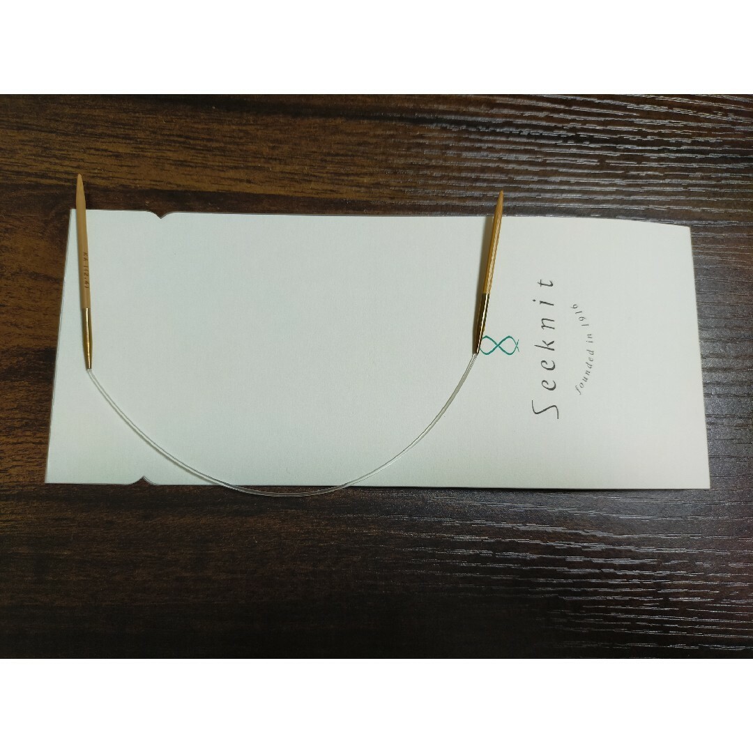 Seeknit Umber 非対称輪針 23cm 1号 日本製 竹輪針 輪針 輪 ハンドメイドの素材/材料(その他)の商品写真