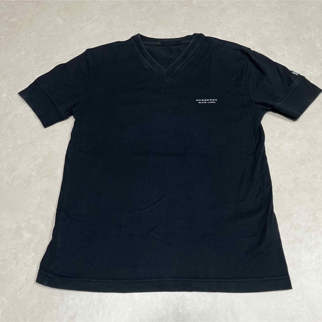 BURBERRY BLACK LABEL(バーバリーブラックレーベル)のBurberry Tシャツ　ロゴ　Vネック メンズのトップス(Tシャツ/カットソー(半袖/袖なし))の商品写真