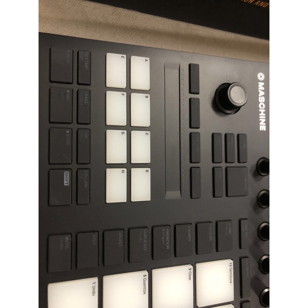 未使用に近い⭐︎ MASCHINE MK3 Native Instruments | www.innoveering.net