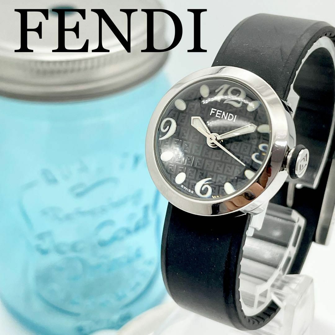 182 FENDI フェンディ時計　ブースラ　ブラック　レディース腕時計　箱付き