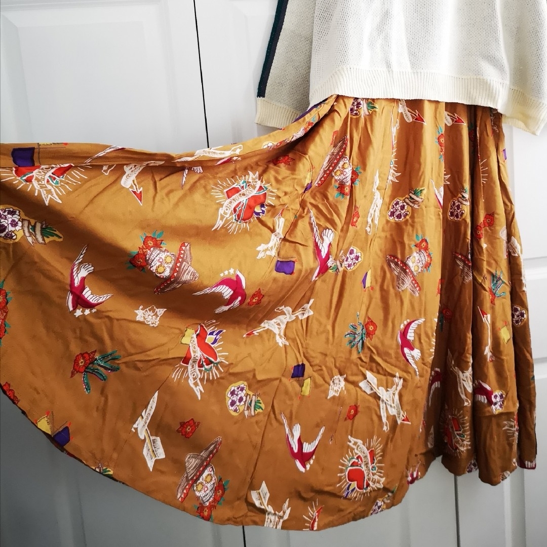 チャイハネ(チャイハネ)の新品タグ付きチャイハネメキシカンプリントスカートエスニックオリエンタル レディースのスカート(ロングスカート)の商品写真