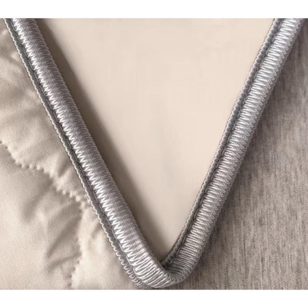 3pcsフィットシートセット、柔らかく快適なソリッドカラーの防水寝具セット インテリア/住まい/日用品の寝具(シーツ/カバー)の商品写真