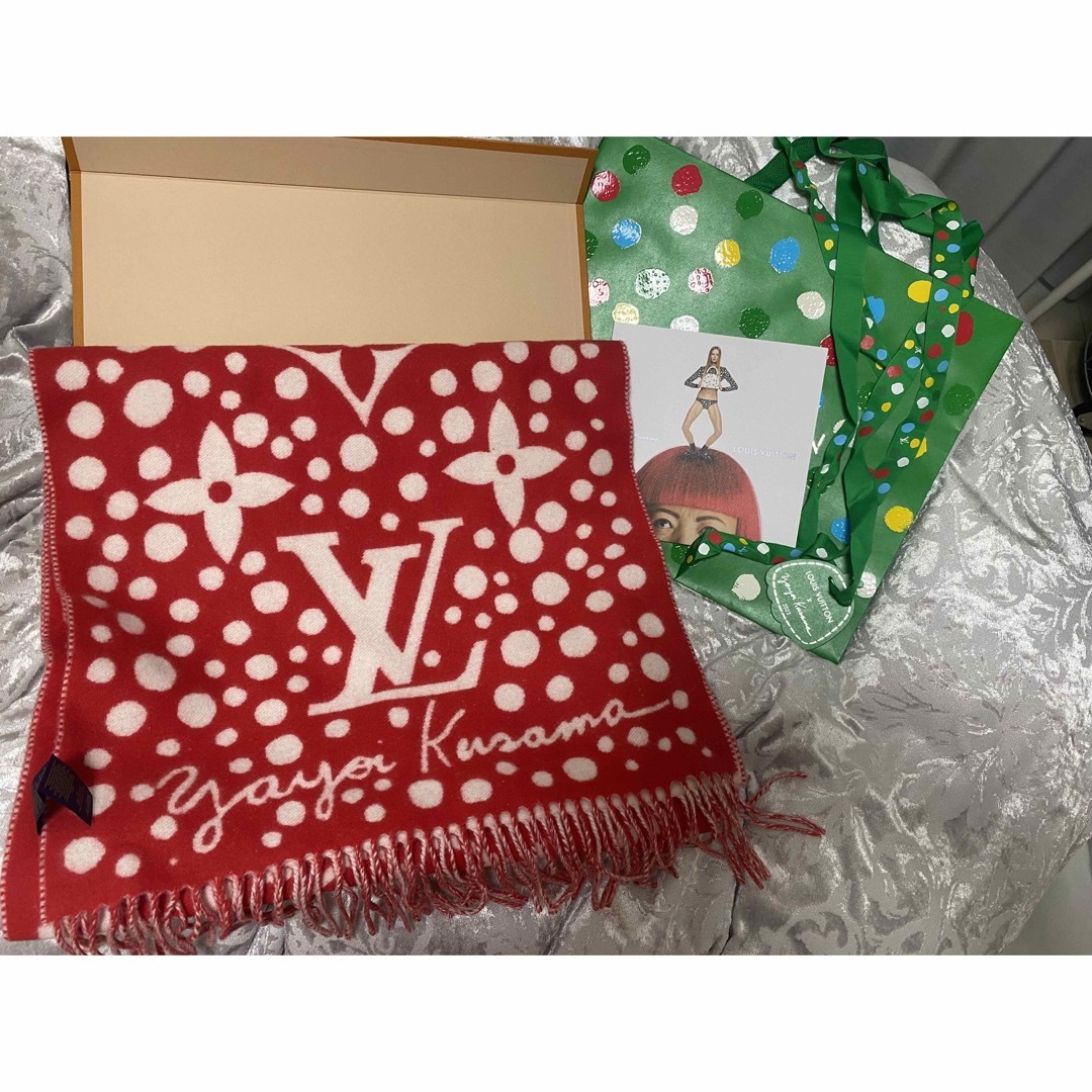 ルイヴィトン LV マフラー 赤　ほぼ未使用品