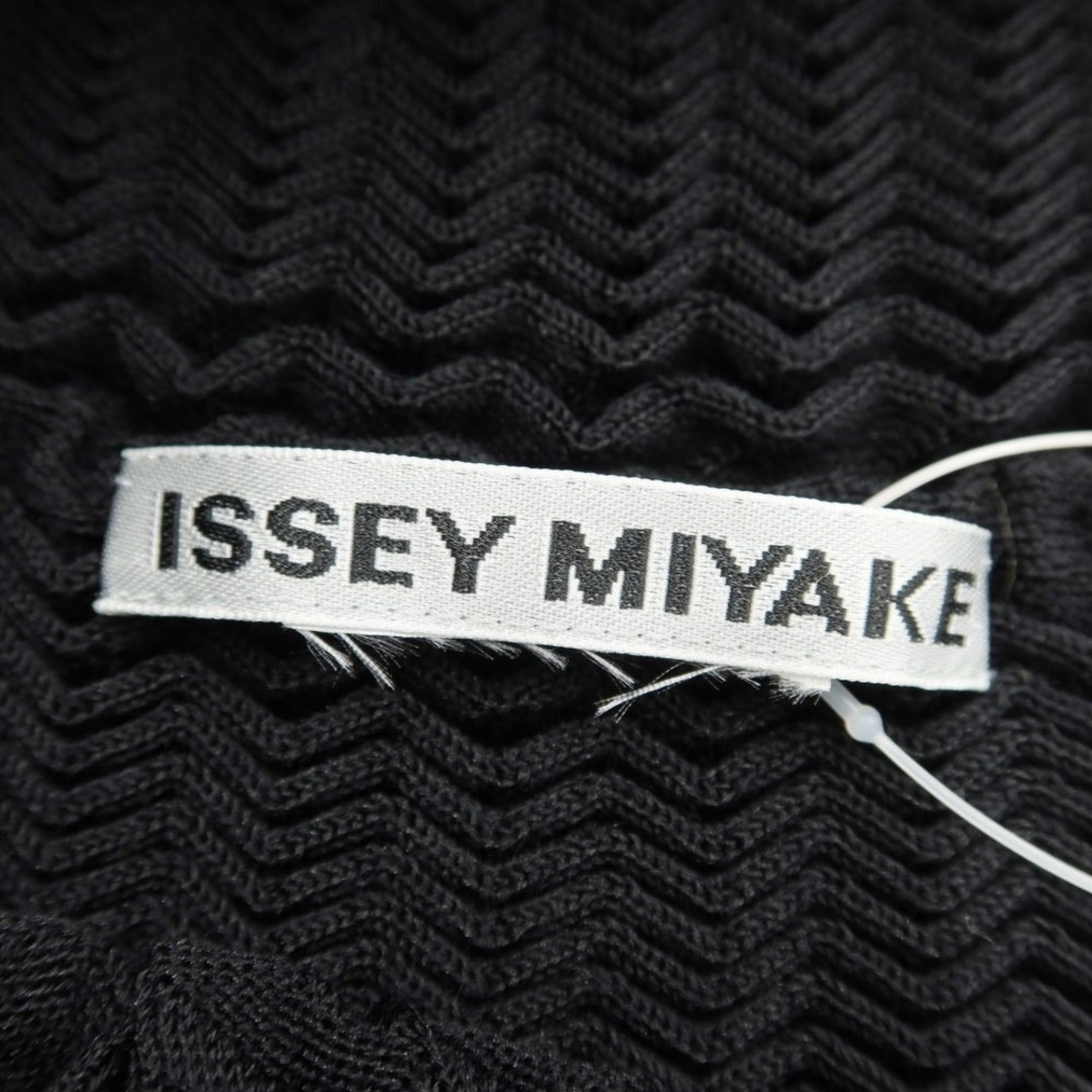 イッセイミヤケ ISSEY MIYAKE 2022年春夏 プリーツ加工 プルオーバーニット ブラック【サイズ表記なし（M位）】【レディース】