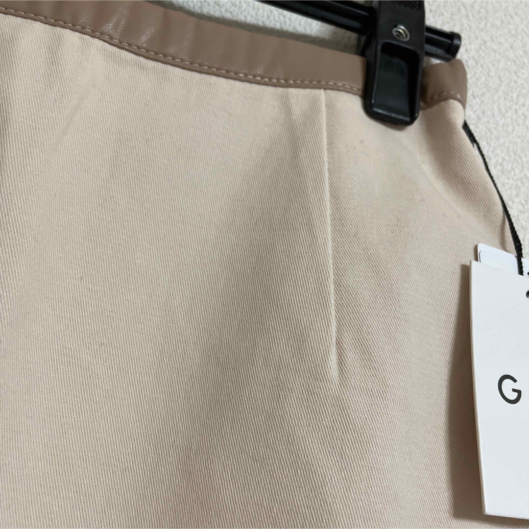 GRL(グレイル)の新品 GRL グレイル ミニスカート S ベージュ タグ付き 未使用 裏地付き レディースのスカート(ミニスカート)の商品写真