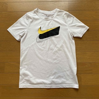 ナイキ(NIKE)の【KAO様専用】NIKE   Tシャツ   ドライフィット　140(Tシャツ/カットソー)