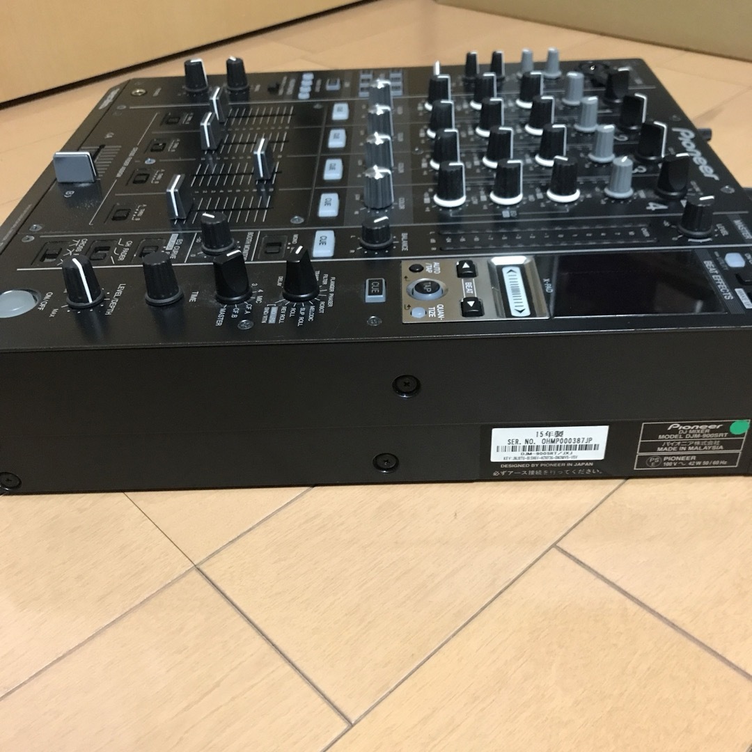 Pioneer(パイオニア)の【希少】DJM900 SRT serato Pioneer 楽器のDJ機器(DJミキサー)の商品写真