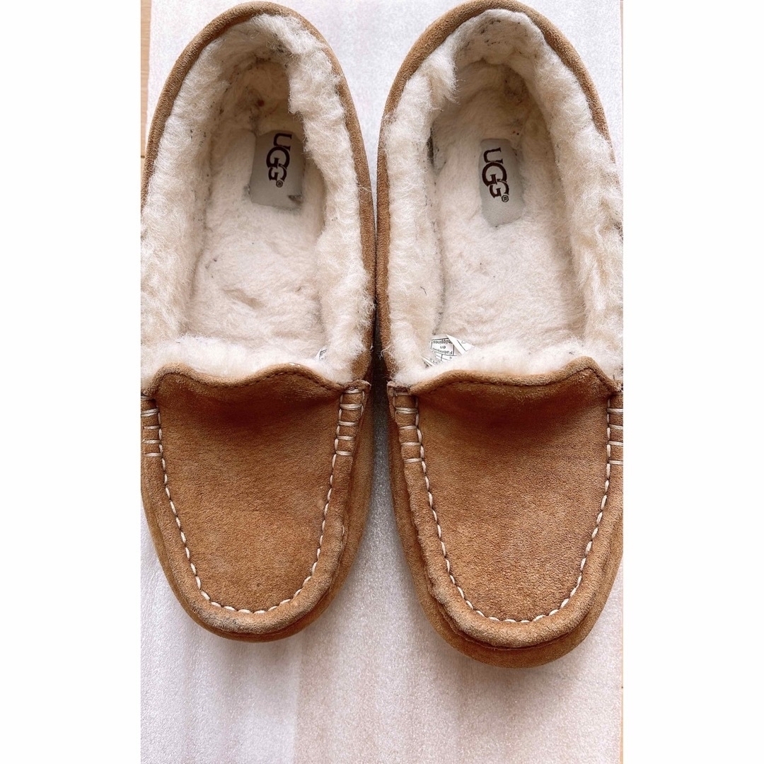 UGG - UGG アグ モカシン の通販 by たぬ吉|アグならラクマ