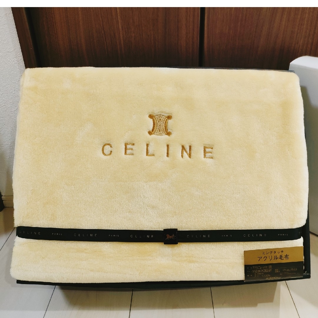 新品】 CELINE ミンクタッチ 毛布 イエロー | mawadgroup.com