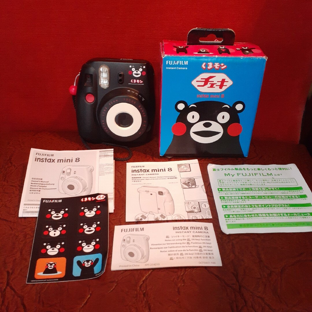 FUJIFILM　instax mini8 くまモン　限定バージョン