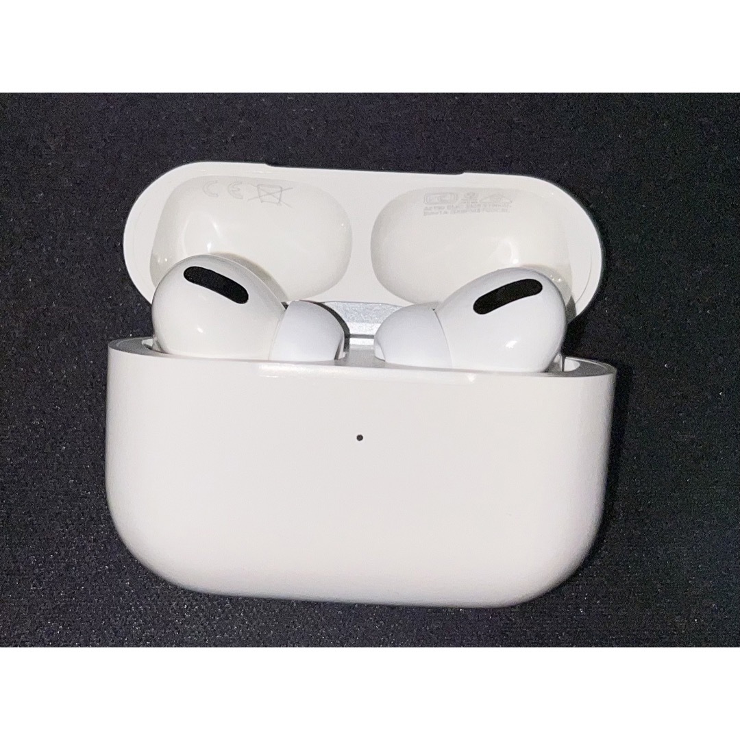 Air pods proの第1世代(ケースジャンク) APPLE MLWK3J/A WHITE 純正品