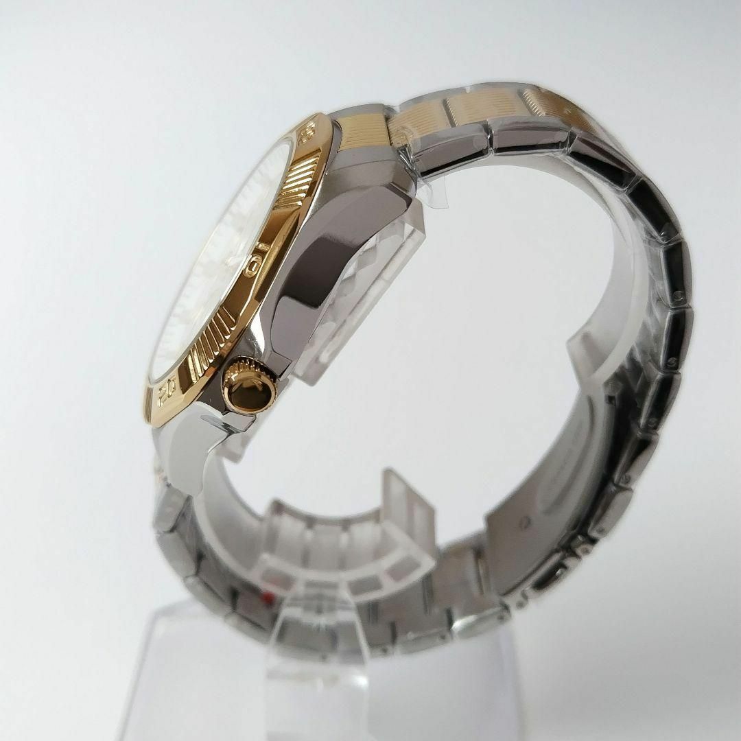 ゴールド/ホワイト新品メンズ腕時計輝く金色VERSUS VERSACE 素敵