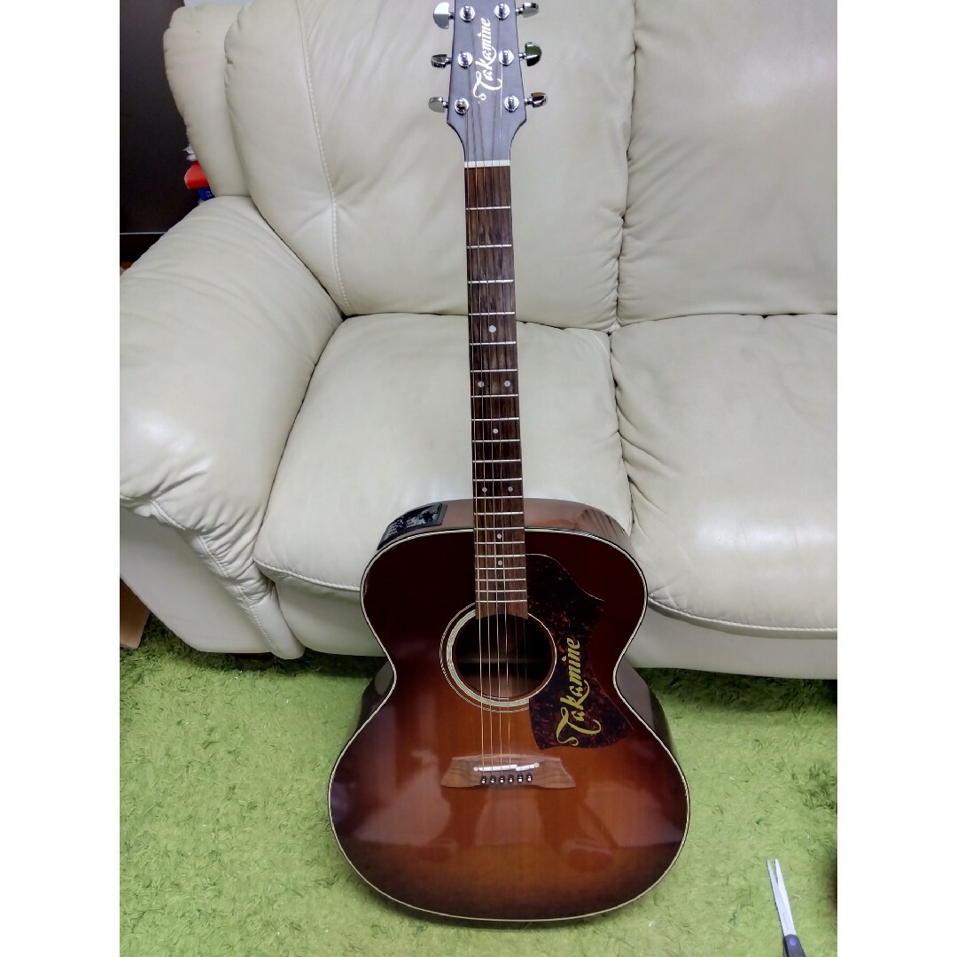 Takamine(タカミネ)のタカミネ ギター PTU008 エレアコ仕様 楽器のギター(アコースティックギター)の商品写真