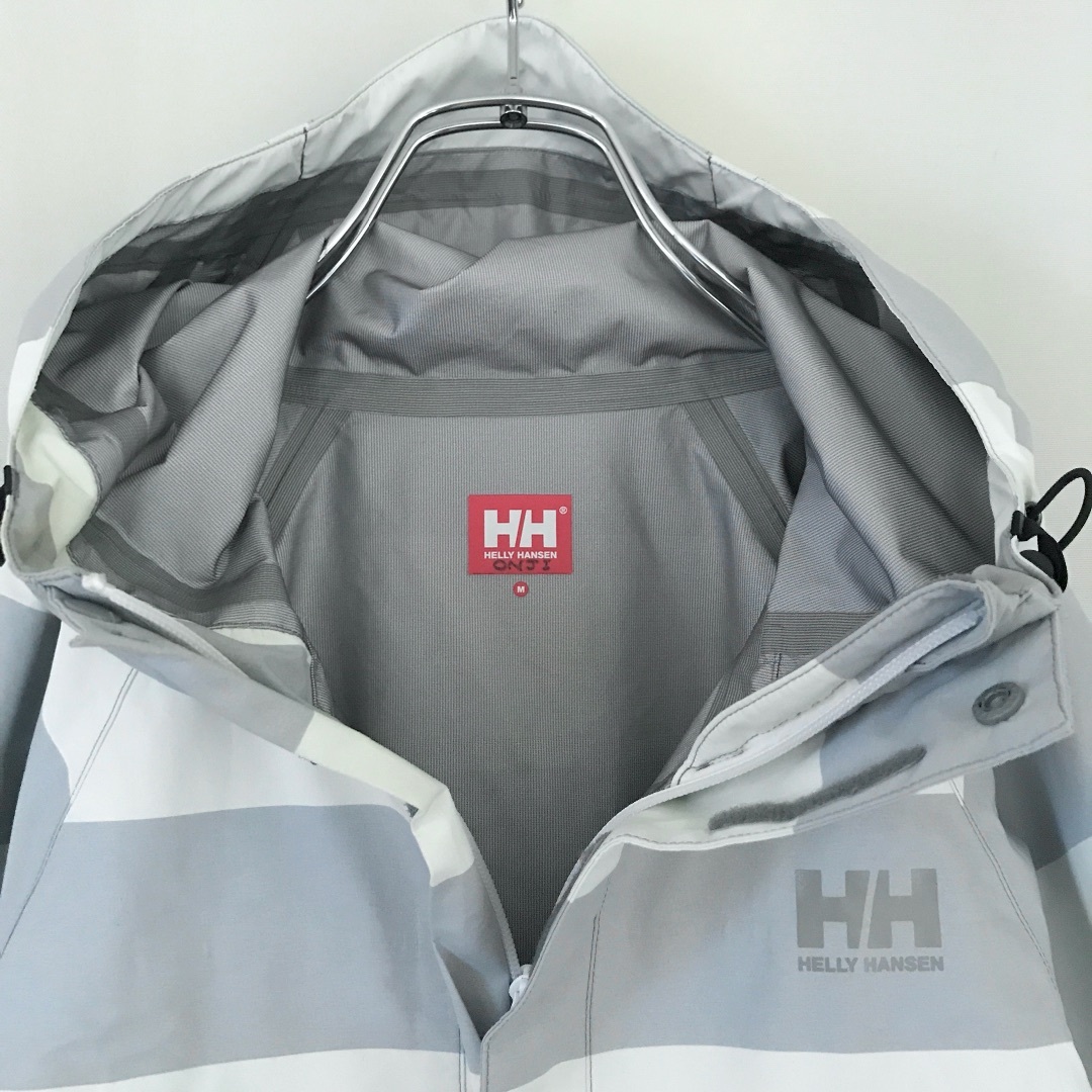 HELLY HANSEN(ヘリーハンセン)のヘリーハンセン★防水レインジャケット★ボーダー柄ナイロンジャケット メンズのジャケット/アウター(ナイロンジャケット)の商品写真