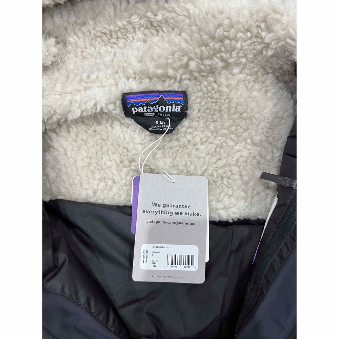 patagonia(パタゴニア)のパタゴニア　Patagonia メンズ　ダウンジャケット　ブラック メンズのジャケット/アウター(ダウンジャケット)の商品写真
