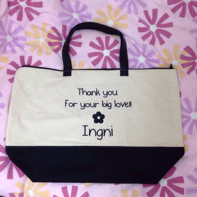 INGNI(イング)のINGNI 2014福袋 袋のみ レディースのバッグ(スーツケース/キャリーバッグ)の商品写真