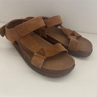 ザラキッズ(ZARA KIDS)のＺＡＲＡキッズ　レザーサンダル(サンダル)