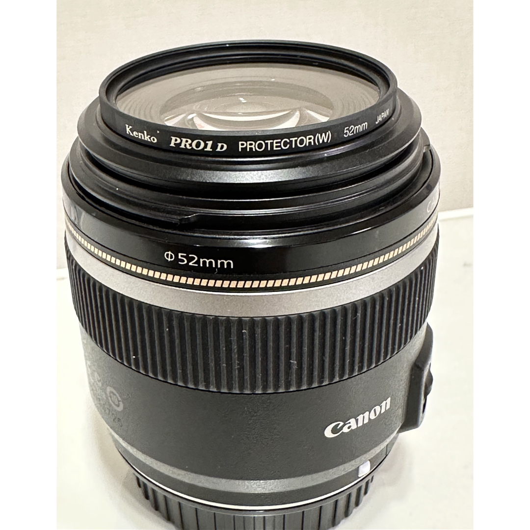Canon(キヤノン)のCanon MACROLENS EF-S 60mm 1:2.8 USM ケース付 スマホ/家電/カメラのカメラ(レンズ(単焦点))の商品写真