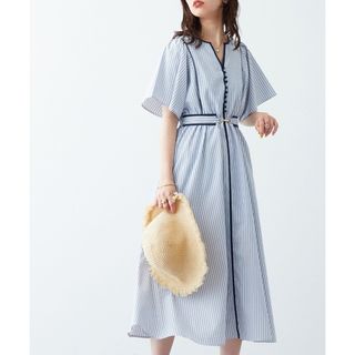 ナチュラルクチュール(natural couture)の【美品】natural couture♡フレアスリーブパイピングワンピース(ロングワンピース/マキシワンピース)