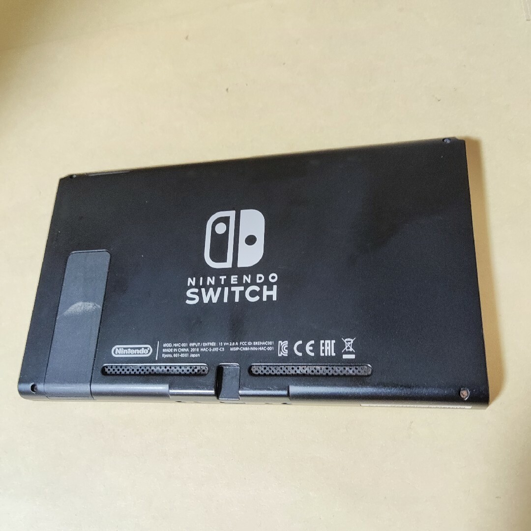 Switch 2018年製　動作確認済