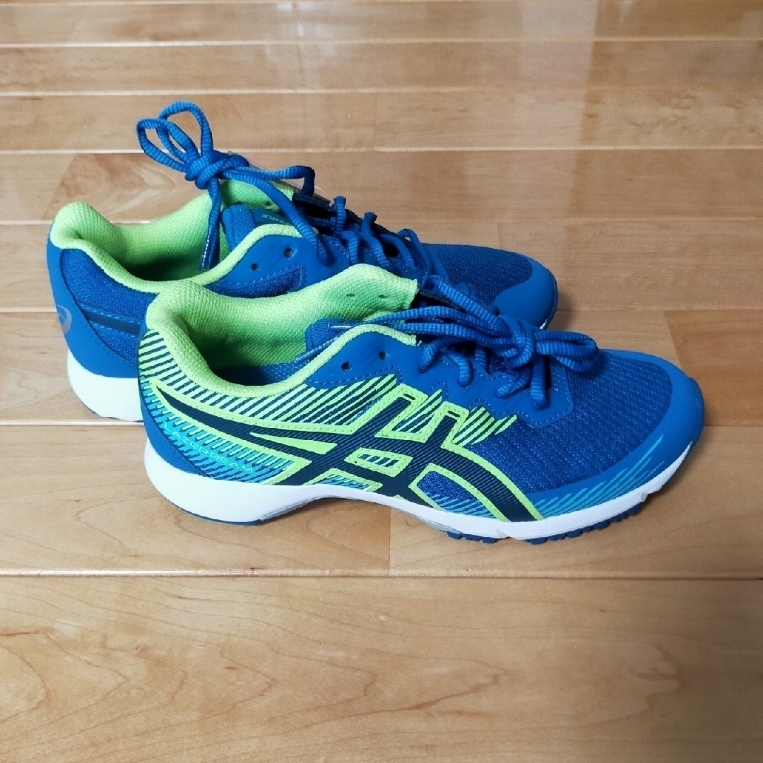 LAZERBEAM（ASICS）(レーザービーム)のアシックスasics レーザービームLAZERBEAM 22.5cm キッズ/ベビー/マタニティのキッズ靴/シューズ(15cm~)(スニーカー)の商品写真