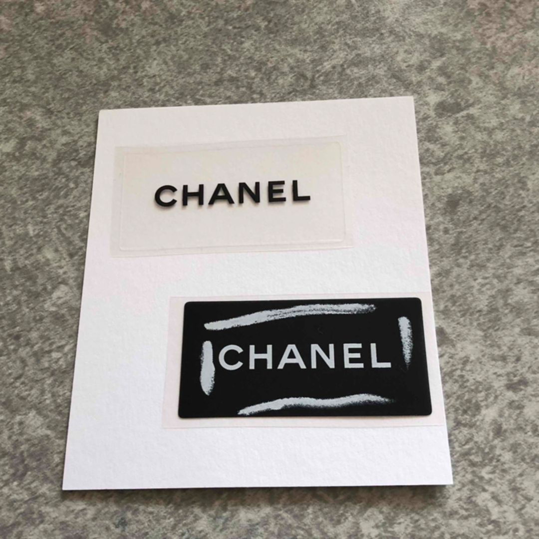 CHANEL(シャネル)のCHANEL  シャネル　ステッカー　シール　２枚セット インテリア/住まい/日用品の文房具(シール)の商品写真