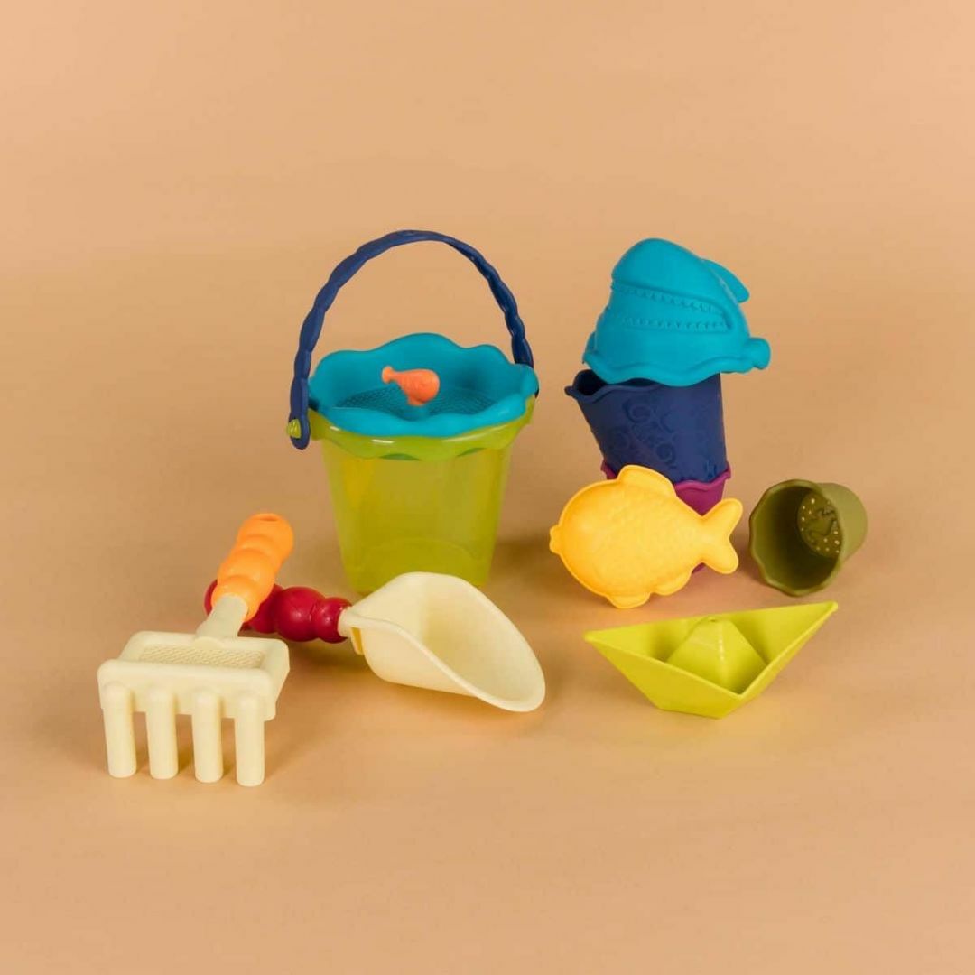 B. toys 砂場セット トラベルビーチワゴン 砂遊びおもちゃ11点セット （ 5