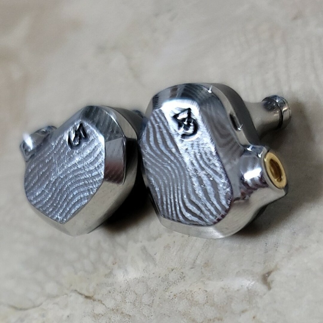 Campfire Audio Saber