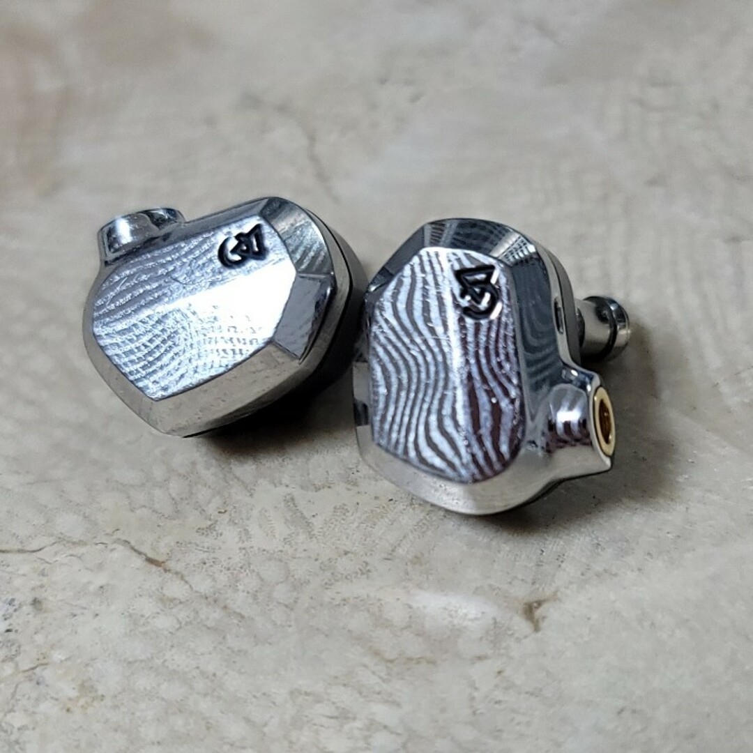 Campfire Audio Saber