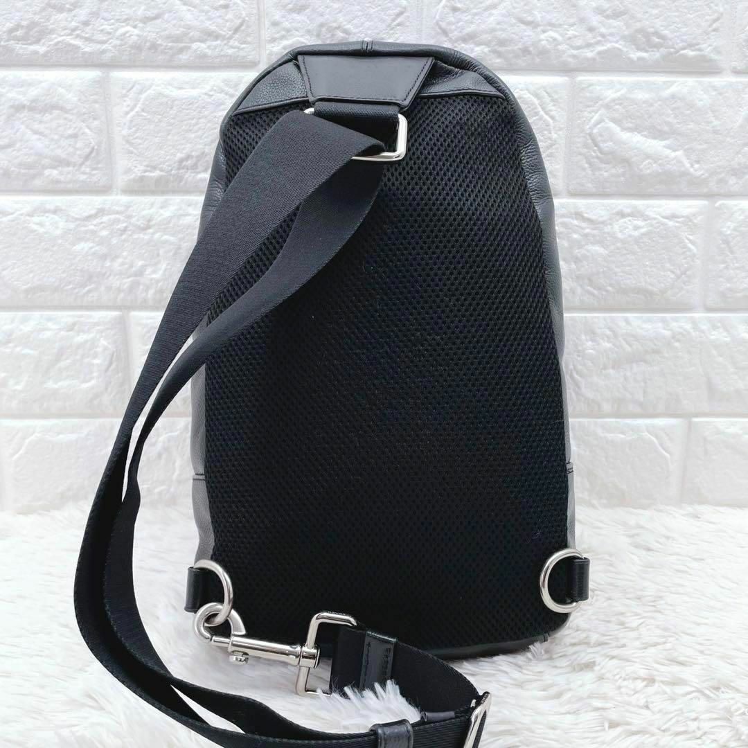 美品 COACH コーチ ボディーバッグ レザー ロゴ型押し F54770