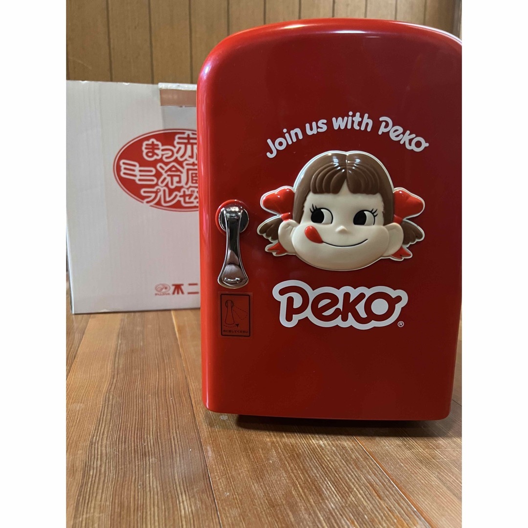 非売品 ペコちゃん まっ赤なミニ冷蔵庫 FUJIYA PEKO CH-8906 