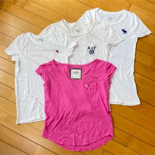 アバクロンビーアンドフィッチ(Abercrombie&Fitch)のAbercrombie&Fitch Tシャツ4枚セット(Tシャツ(半袖/袖なし))