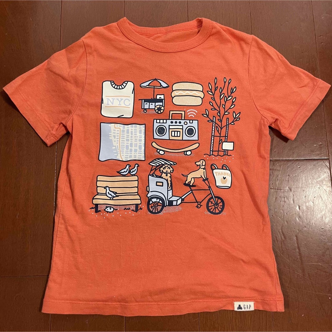 GAP(ギャップ)のGAP オレンジTシャツ　110cm 5years キッズ/ベビー/マタニティのキッズ服男の子用(90cm~)(Tシャツ/カットソー)の商品写真