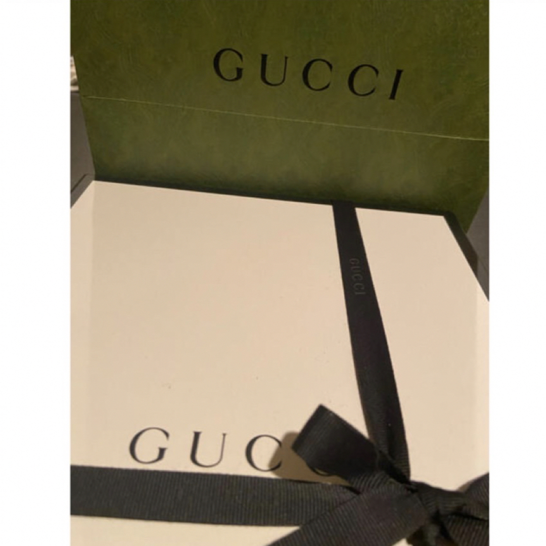 Gucci(グッチ)のグッチヘアバンド ハンドメイドのアクセサリー(ヘアアクセサリー)の商品写真