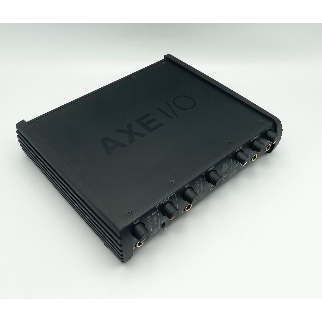 IK Multimedia AXE I/O オーディオインターフェイス 1