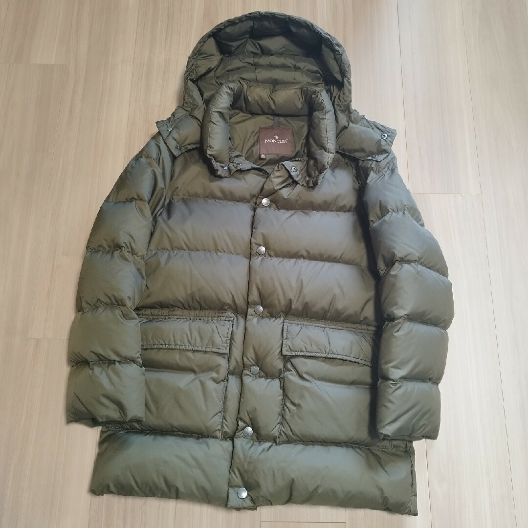 MONCLER　モンクレール　ダウンジャケット