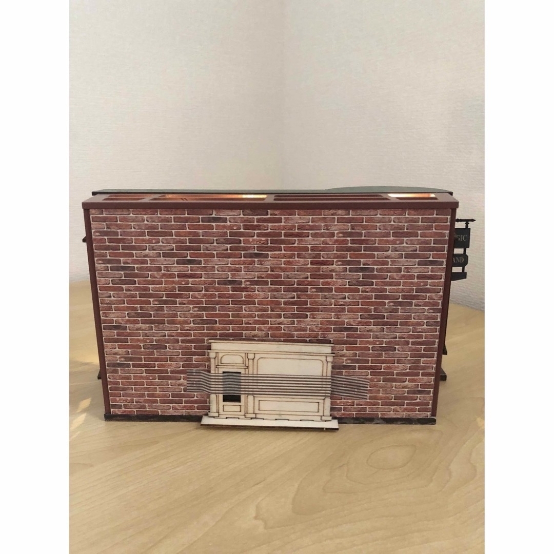 ミニチュアハウス Magic House キット完成品