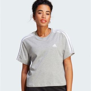 アディダス(adidas)のadidas♡エッセンシャルズスリーストライプスシングルジャージークロップトップ(Tシャツ(半袖/袖なし))