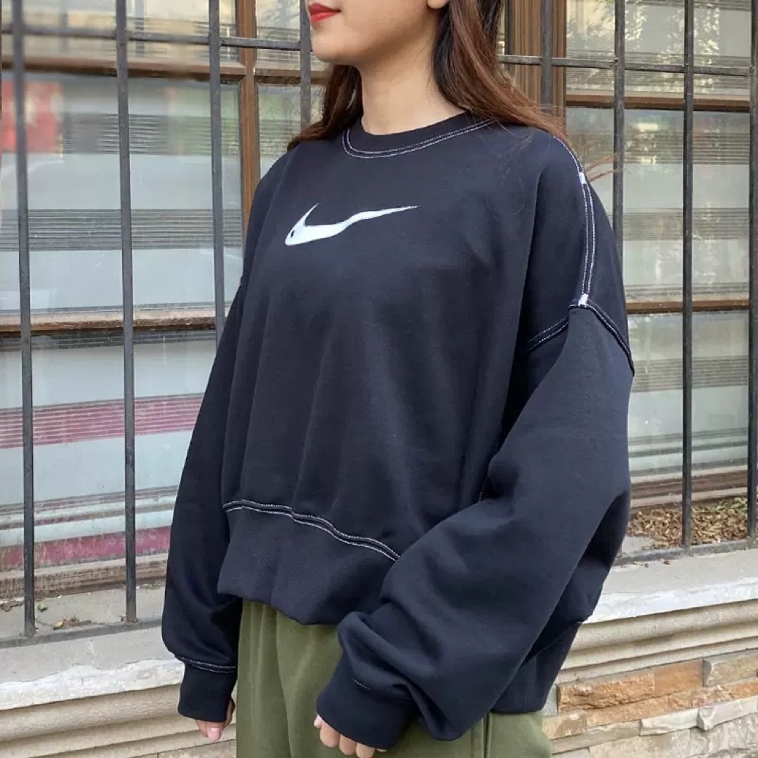 NIKE - S ナイキ スウェット クルー クロップド オーバーサイズ NIKE - S ナイキ スウェット クルー クロップド オーバーサイズ