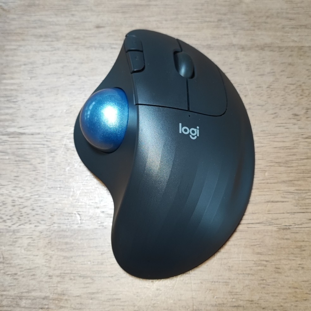 ロジクール　トラックボール　ERGO M575