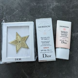 クリスチャンディオール(Christian Dior)のDior　スノーUVシールドトーンアップ50+日焼け止め乳液(化粧下地)